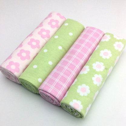 4 pieces of baby sheets