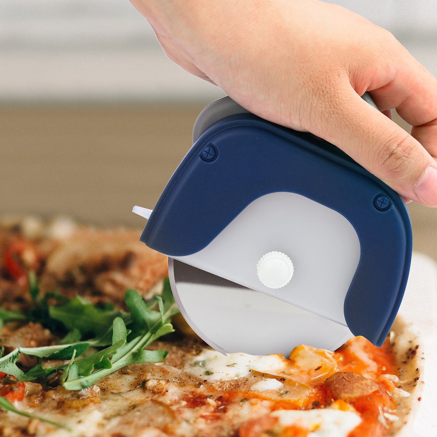 Stainless Steel Round Roller Pizza Cutter Creative Single Wheel Cake Cut Knife
